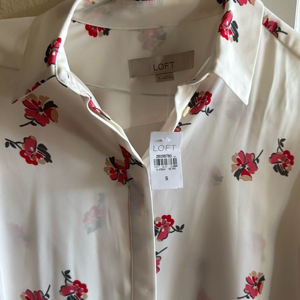 NWT Loft button down long sleeve shirt Size S